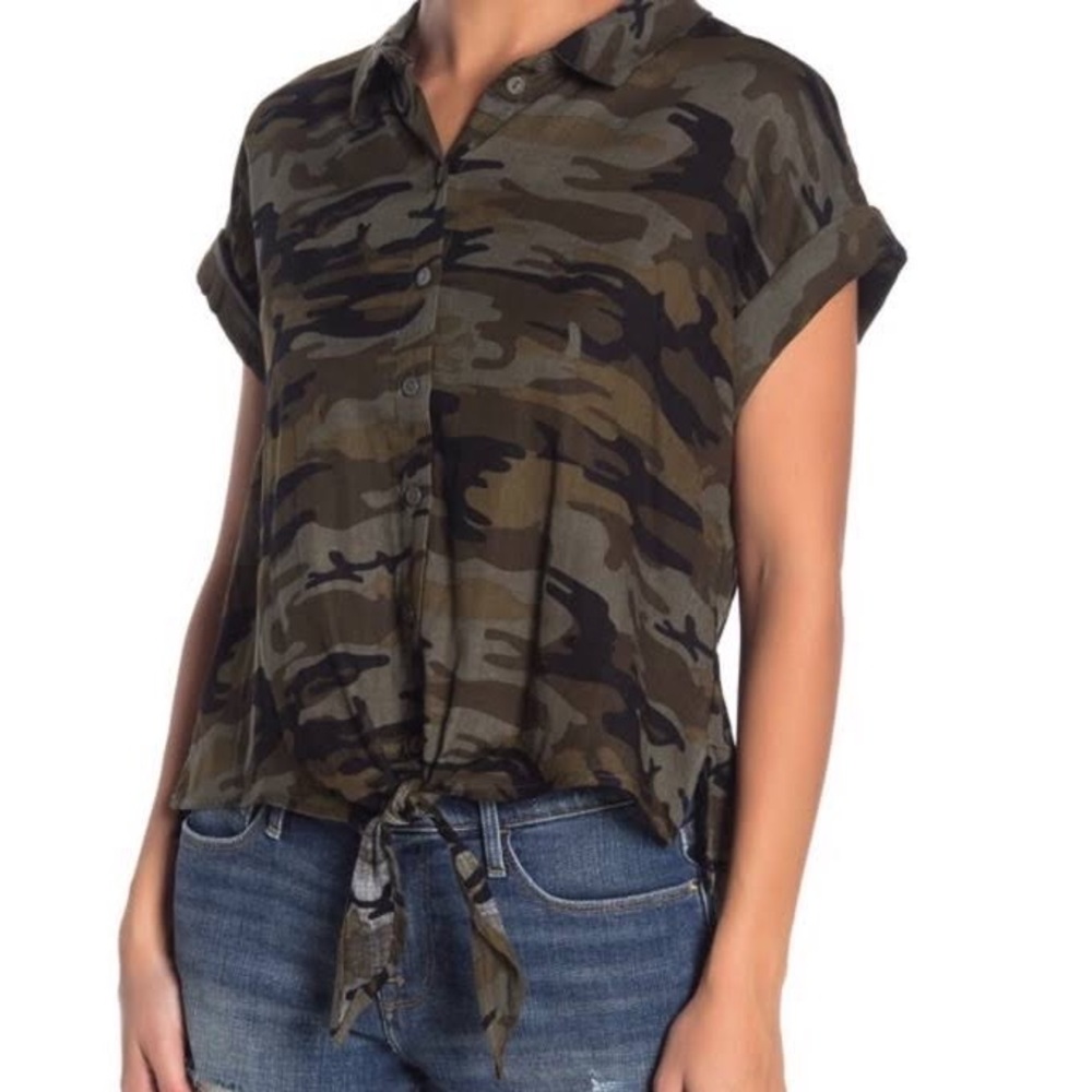 SANCTUARY Camo-Print Tie-Front Short Sleeve Tee